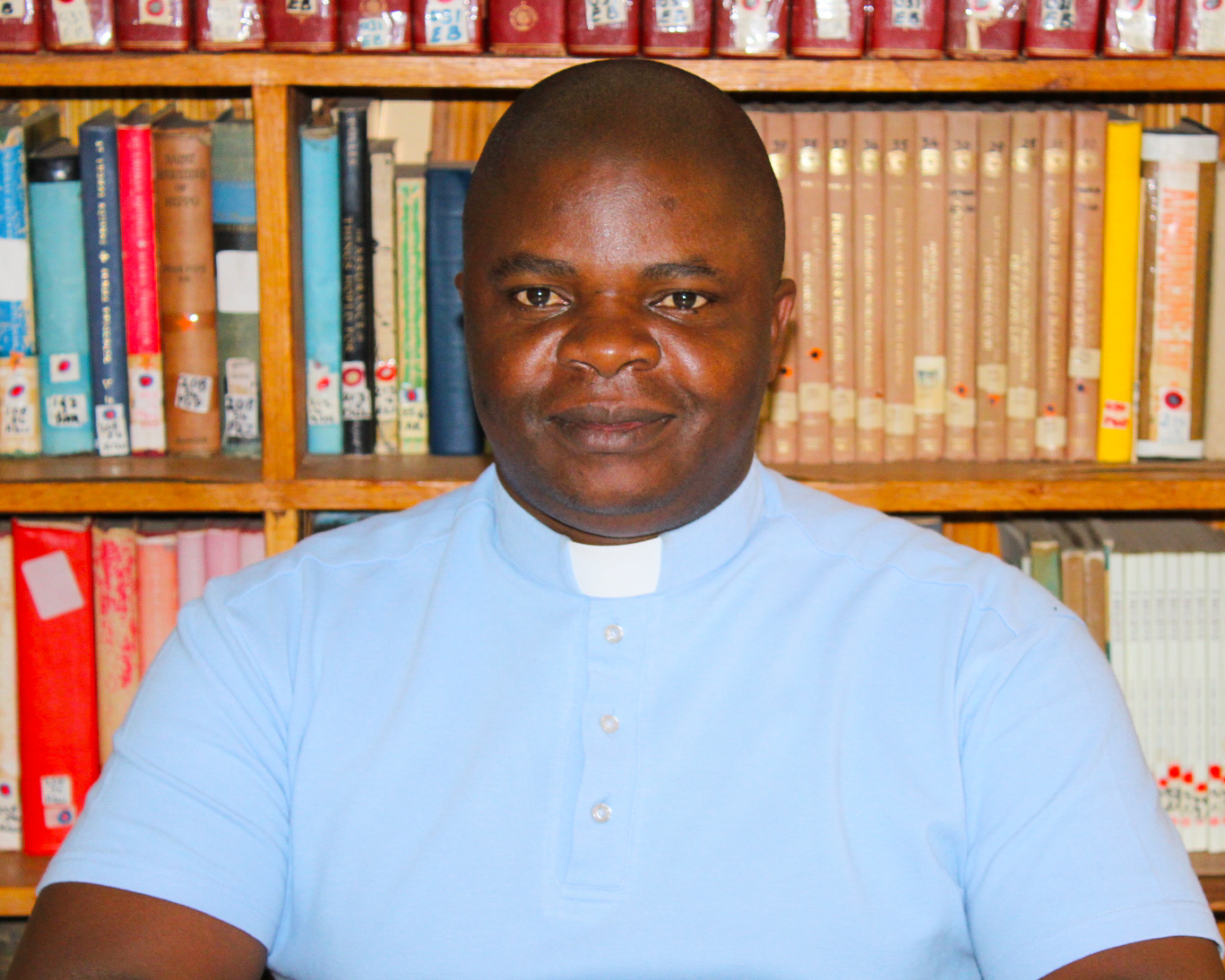 Fr Zvarevashe Mapiye 